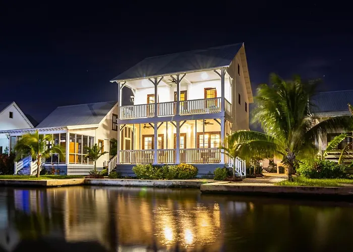 Holiday home Casa Blanca And Mistico Club Boat Shuttle San Pedro (Ambergris Caye)