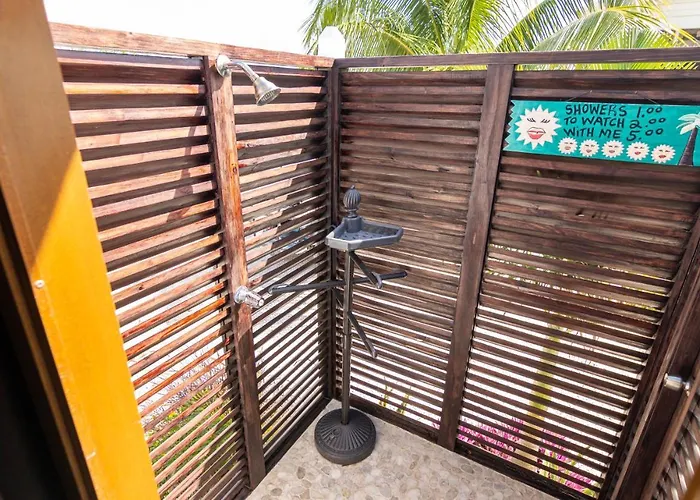 Casa Blanca And Mistico Club Boat Shuttle Holiday home
